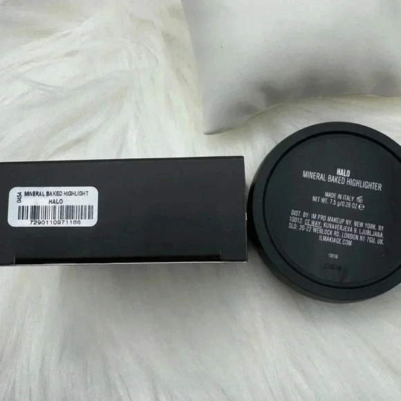 MINERAL BAKED HIGHLIGHTER
INSTANT GLOW BAKED HIGHLIGHTER HALO - Picture 5 of 5